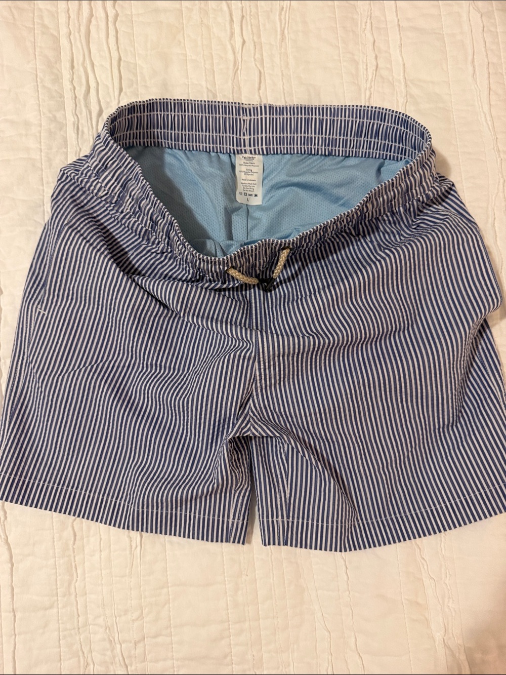 Fair Harbor boys swim trunks size L